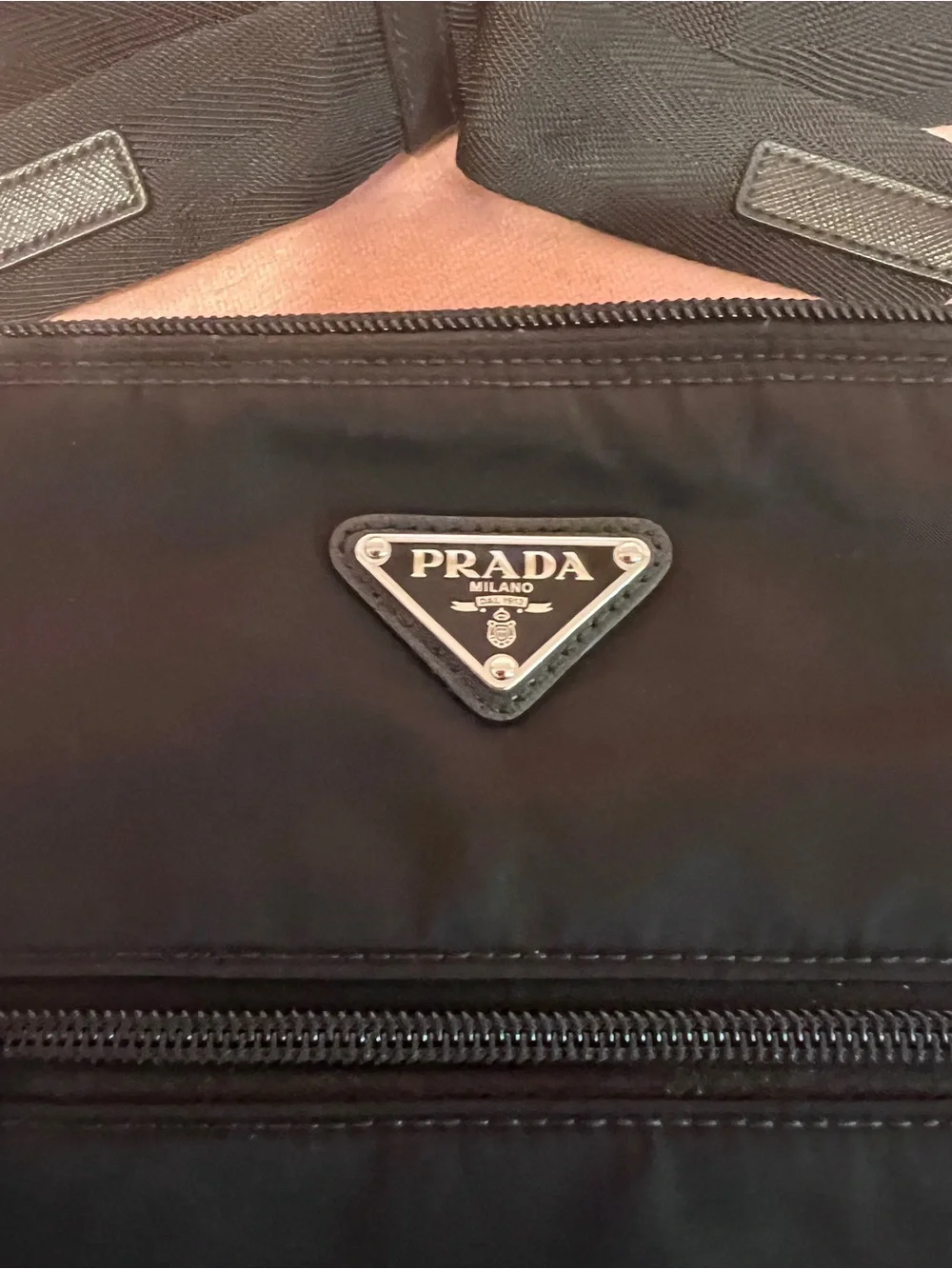 Prada🌟Black Nylon Messenger Crossbody Bag UNISEX. Offers always welcome!